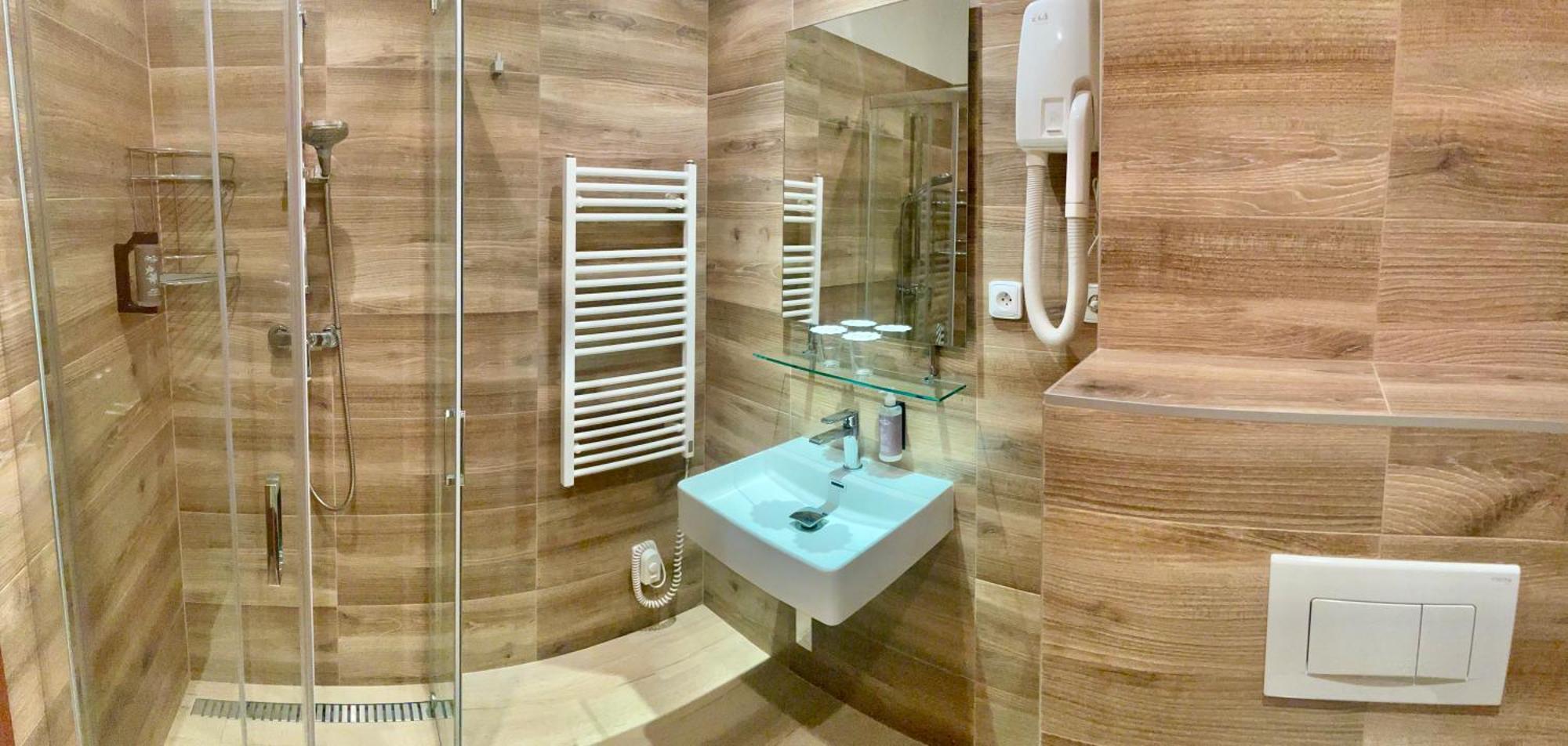 Hotel Atlas Бенешов Экстерьер фото